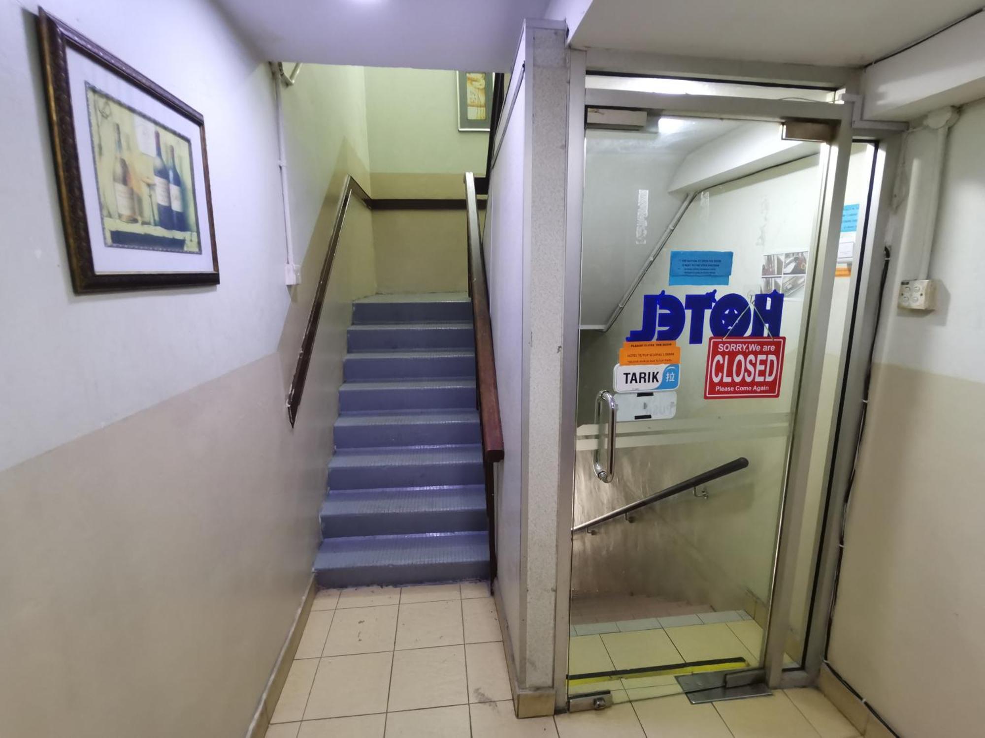 קאג'אנג Hotel Bintang מראה חיצוני תמונה